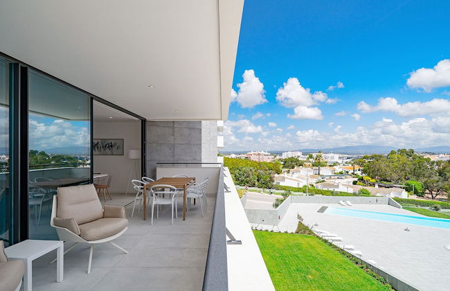 Lagos Deluxe 1 With Pool by Homing - Photo 17