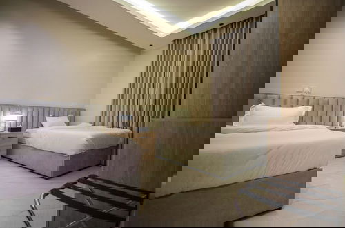 Photo 3 - Elite One-Bedroom Apt AlRimal-3