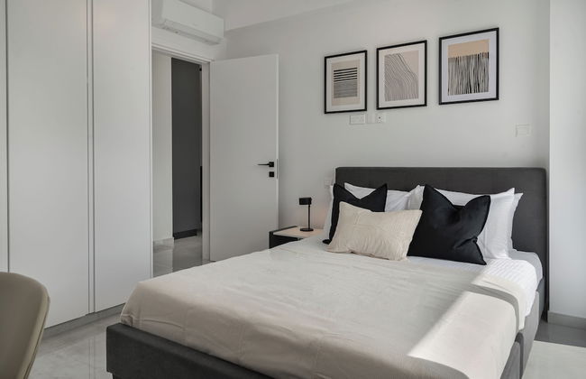Phaedrus Living Paphos Noir Residence - Photo 3