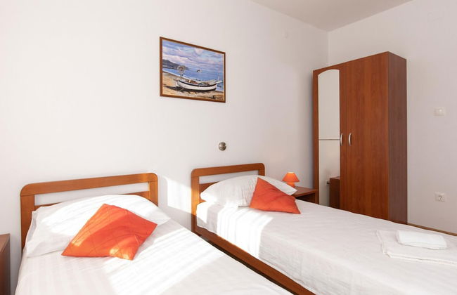 Scenic Elegant Apartments Krk With Balcony and Pool - Foto 2