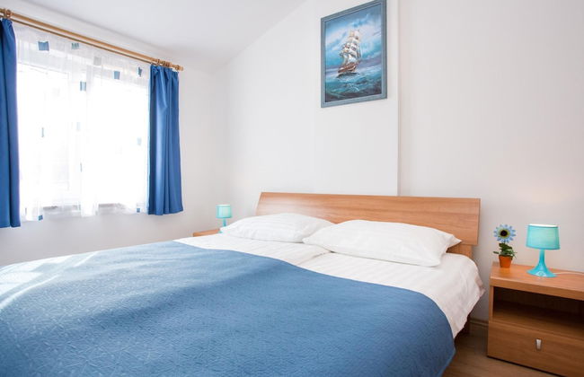 Scenic Elegant Apartments Krk With Balcony and Pool - Foto 13