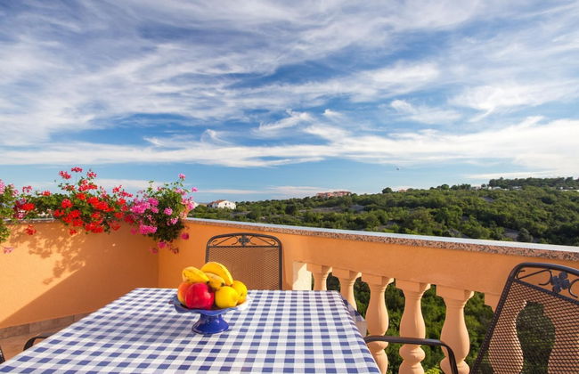 Scenic Elegant Apartments Krk With Balcony and Pool - Foto 37