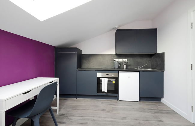 JOIVY Deluxe Studio near The Meadows - Photo 11