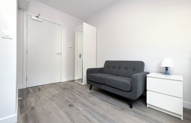JOIVY Deluxe Studio near The Meadows - Photo 1