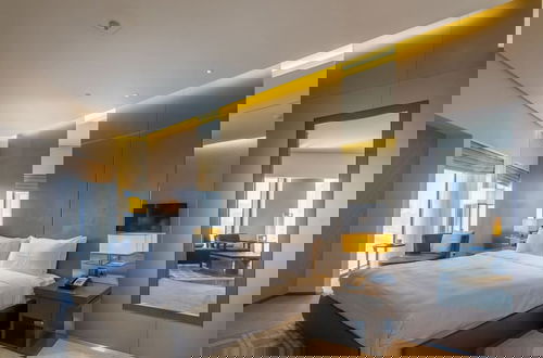 Foto 9 - Elegant 1BR Near Wafi Mall Central Dubai Stay
