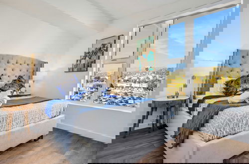 Foto 17 - Luxury 3BR Hollywood Sign View by Oneluxstay