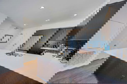 Foto 27 - Luxury 3BR Hollywood Sign View by Oneluxstay