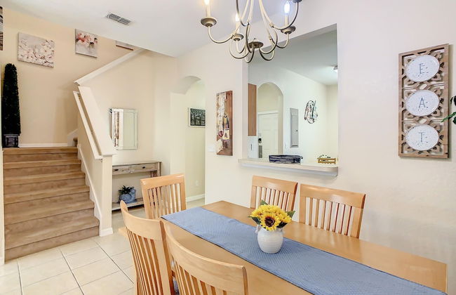 Spacious Regal Oaks Townhome by Disney - Foto 16