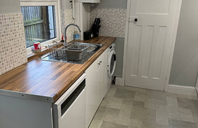 3 bed Chill Glouc With 3 Bedrooms and 1 Bathrooms - Foto 36