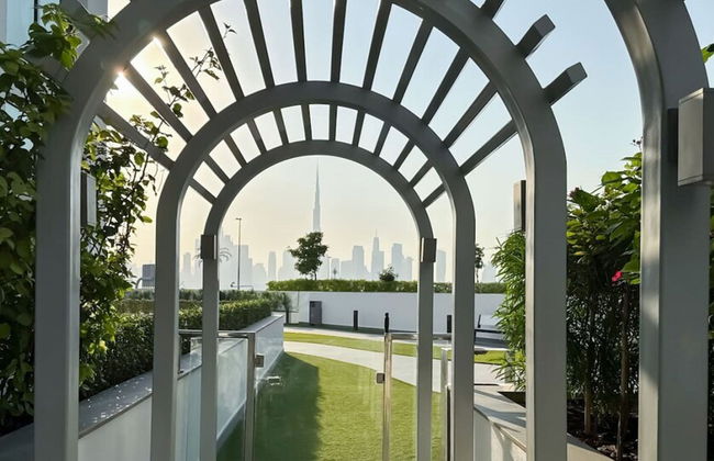 1BR Apt Near Downtown Dubai Pool Skyline Views - Photo 20