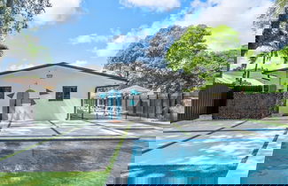 Photo 1 - Miami Stay With Pool Luxury