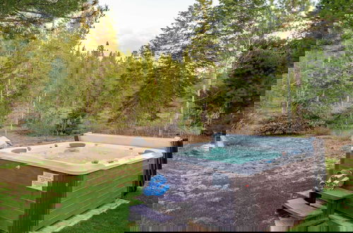 Foto 51 - Meyers Meadow by Avantstay Hot Tub, Large Deck