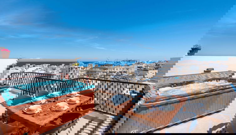 Photo 1 - Seashells Seaview Penthouse With Hottub