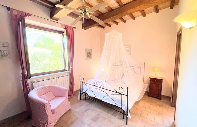 Detached Villa - Sleeps 10 - Pool - Pergola - Playground for Children - Wifi - Foto 11