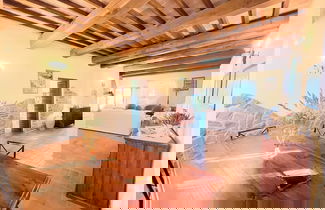 Foto 2 - Detached Villa - Sleeps 10 - Pool - Pergola - Playground for Children - Wifi