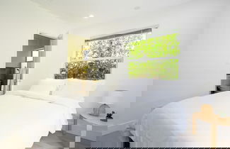 Foto 3 - Bright Comfortable Apt in Victoria Park