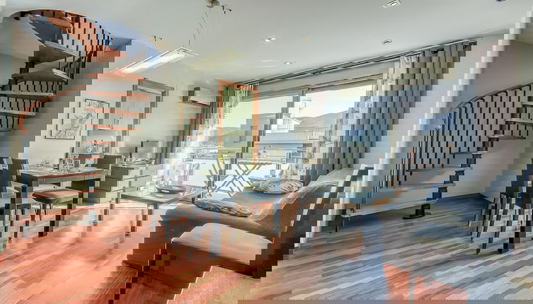 Foto 1 - Beautiful Apartment With View