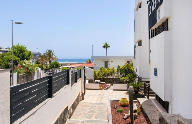 Modern Flat With Side sea View in San Augustin - Photo 32