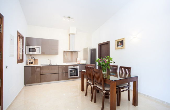 Villa With Pool & Terrace - Foto 12