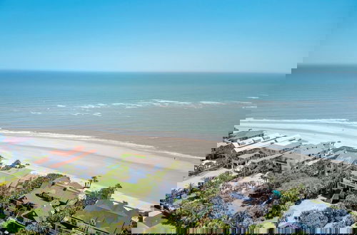Foto 70 - 114 Ocean Boulevard by Avantstay Beachfront Infinity Pool Basketball Court Recently Renovated
