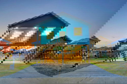 Foto 2 - Blutopia by Avantstay Outdoor Lounge w Bar