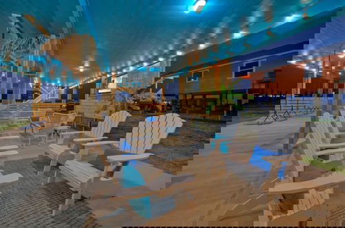 Foto 54 - Blutopia by Avantstay Outdoor Lounge w Bar
