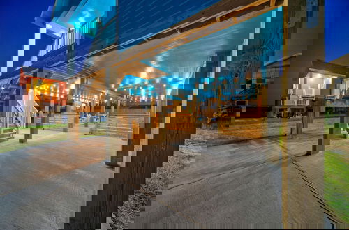 Foto 61 - Blutopia by Avantstay Outdoor Lounge w Bar