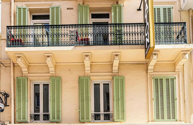 Deluxe Bedroom With Balcony in Cannes Palais - Foto 12