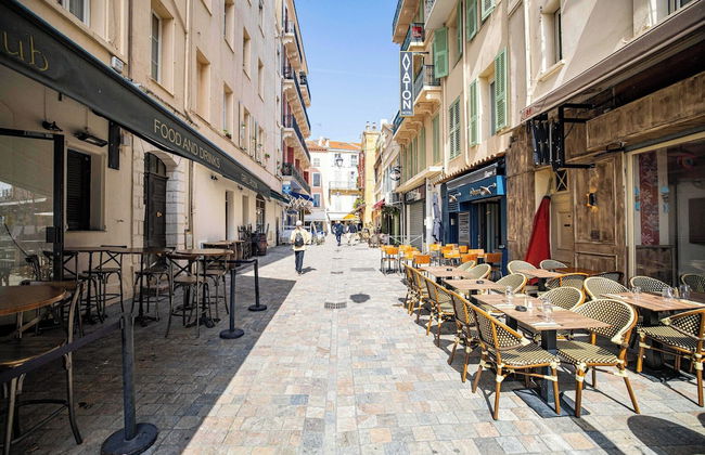 Deluxe Bedroom With Balcony in Cannes Palais - Foto 11