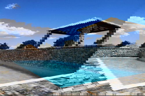 Foto 23 - Kbel sea View Villa, Private Pool, Sleeps8, Garden