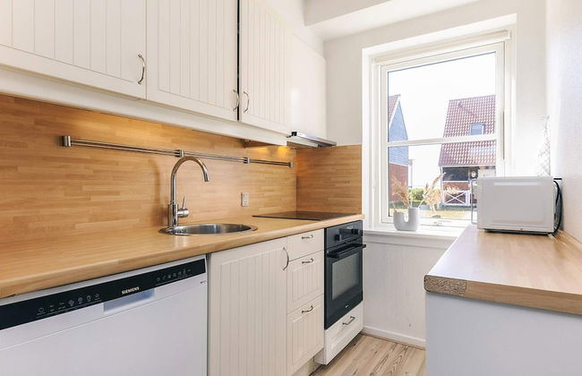 6 Person Holiday Home on a Holiday Park in Borre - Foto 12