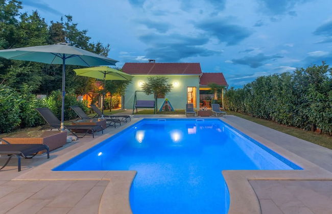 Sunny Escape Holiday Home Dicmo With Pool and Gym - Foto 22