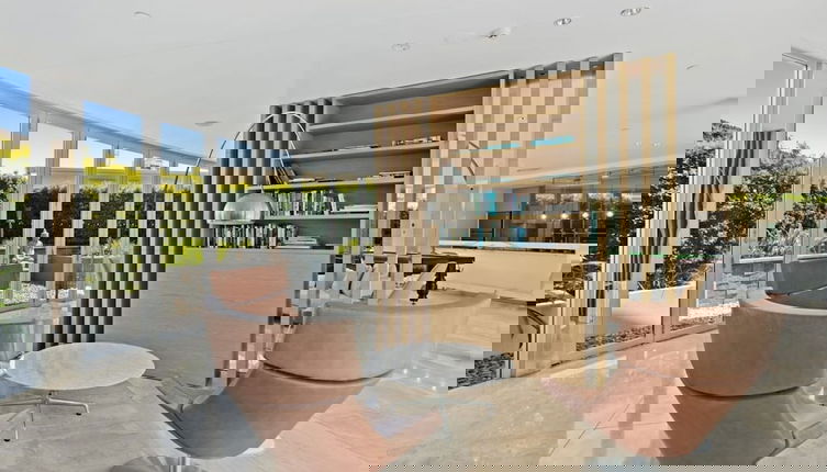 Foto 1 - Luxury Beachfront Stay in Kirra