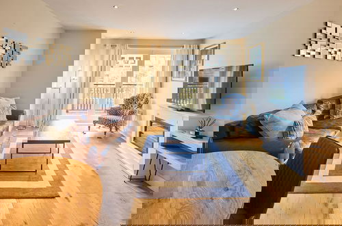 Photo 2 - Host Stay Waterside