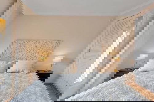 Foto 5 - Charming Villa With Terrace