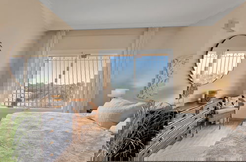 Foto 4 - Charming Villa With Terrace