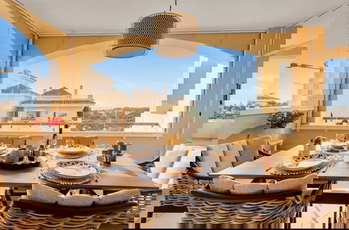 Foto 41 - Charming Villa With Terrace