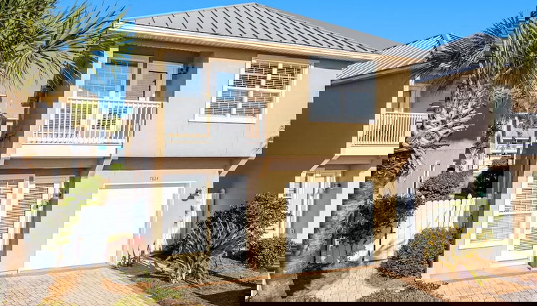 Foto 1 - Palm Breeze Retreat Sleeps 10!