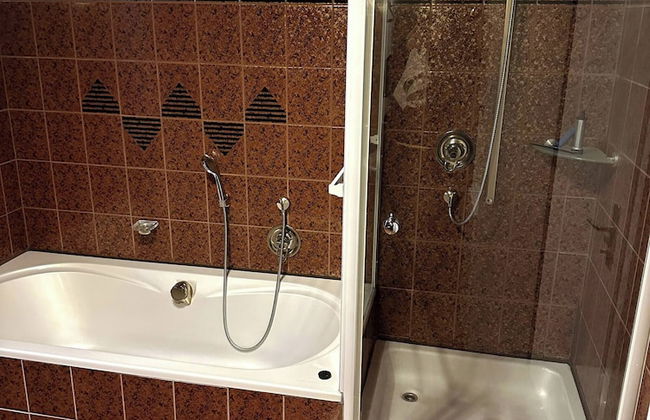Large Apartment for 3-10 People Near Halle and Leipzig - Foto 9