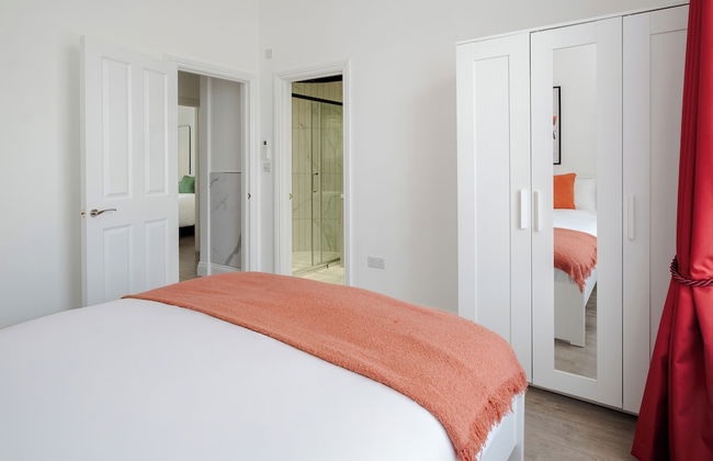 Luxury 4 Bedroom House in Central London - Photo 10