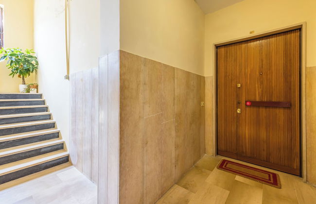 Colonna Classic Style Apartment - Photo 34