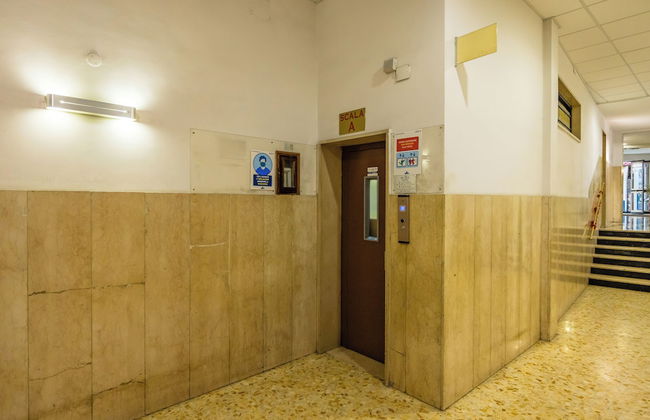 Colonna Classic Style Apartment - Photo 35