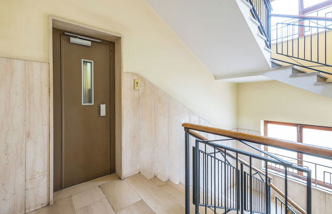 Colonna Classic Style Apartment - Photo 33