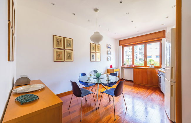Colonna Classic Style Apartment - Photo 20