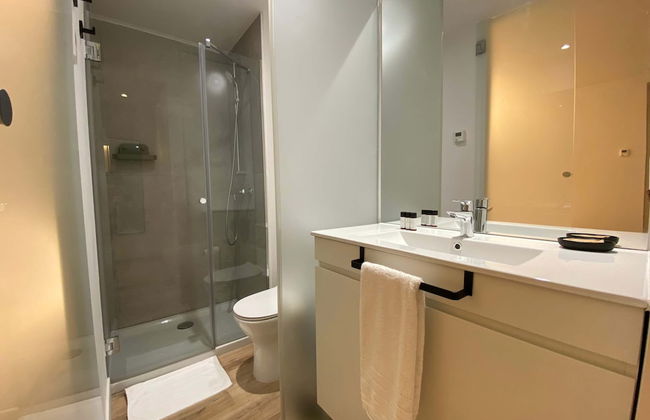 w Majestic 2BR at Palacio Real - Foto 13