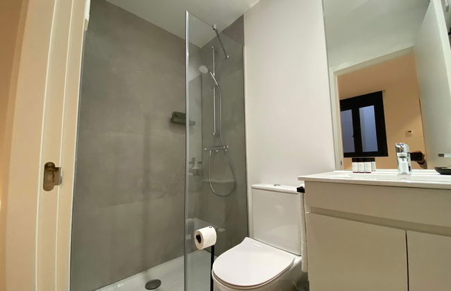 w Majestic 2BR at Palacio Real - Foto 18