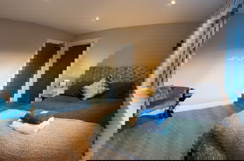 Foto 10 - Breathtaking 4 Bedroom Townhouse In Central Murrayfield Location, Free Parking