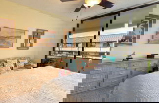 Foto 3 - White Sands Village 214 Modern Condo for 4 w/ Enviable Ocean Views!