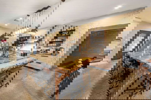 Photo 25 - Bamboo Loft 6BR