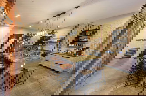 Photo 23 - Bamboo Loft 6BR